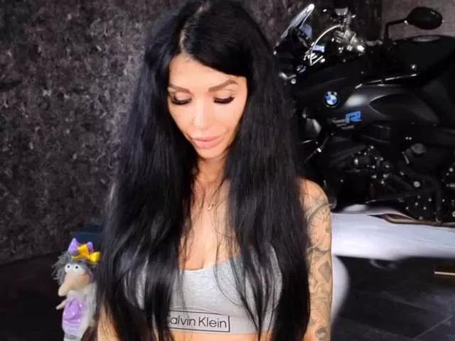 -BABAYAGA- from BongaCams