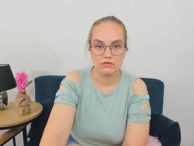Naked Room AlicePretty69 