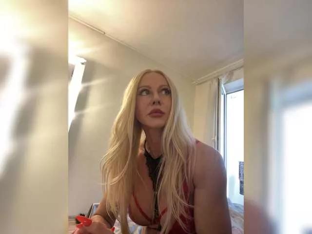 ALISE8881 from BongaCams is Freechat