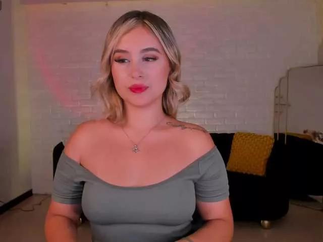 AnnaBrooks from BongaCams