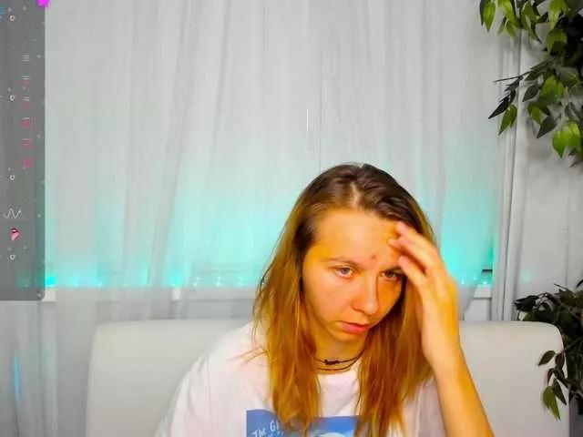 Beellami from BongaCams