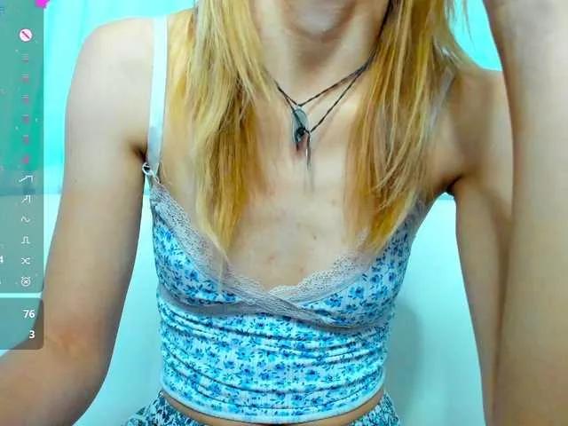 Beellami from BongaCams