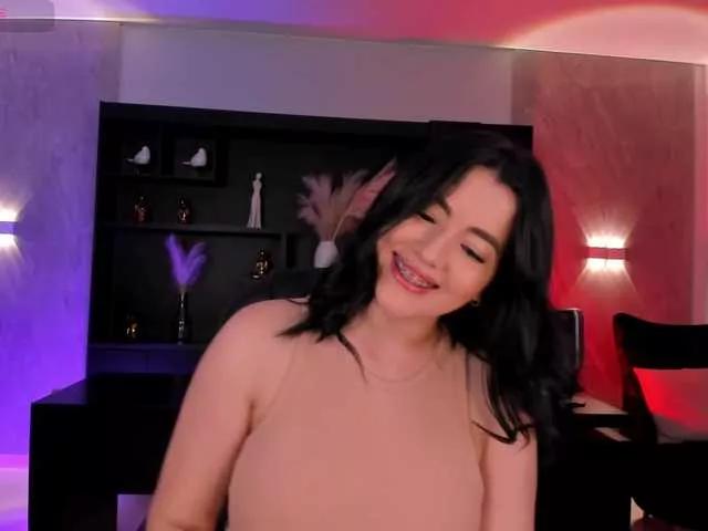 JennaOlson from BongaCams
