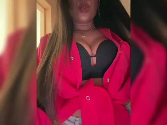 Kiss-krisss from BongaCams