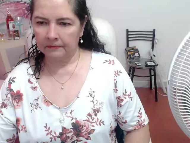 leonela from BongaCams is Freechat