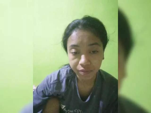 Naked Room Maella22 
