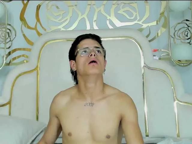 Naked Room midnightlust-vc 