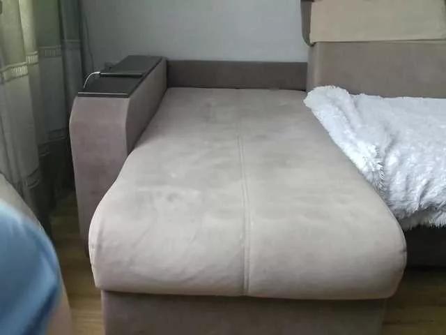 Naked Room Milaa1998 