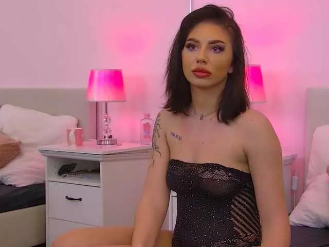 NaomiDyce from BongaCams is Freechat