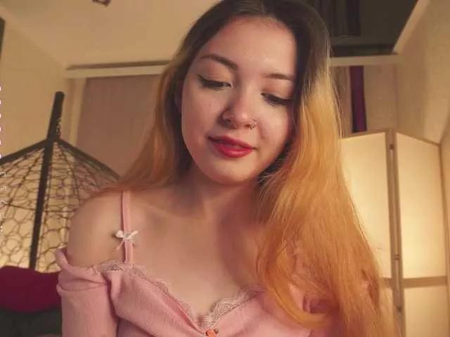 Pussy-Pikmi from BongaCams