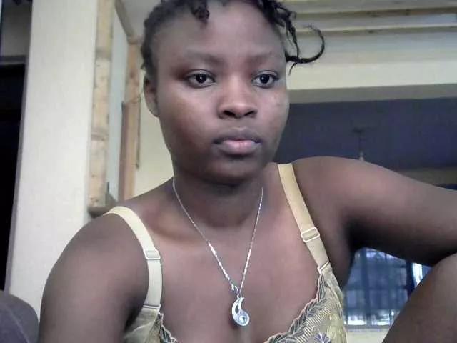 queen-ebony2 from BongaCams