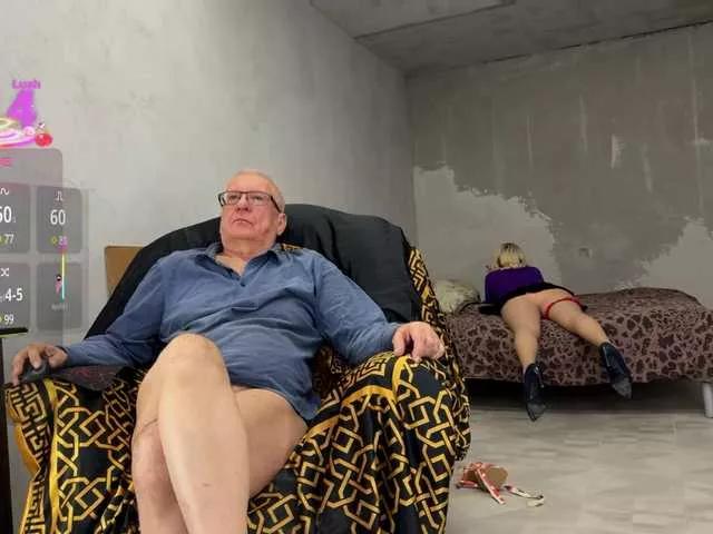 Naked Room REDHOTPEPPERS 