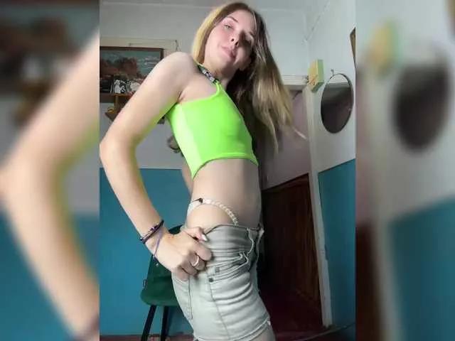 VelvetMoon11 from BongaCams is Freechat