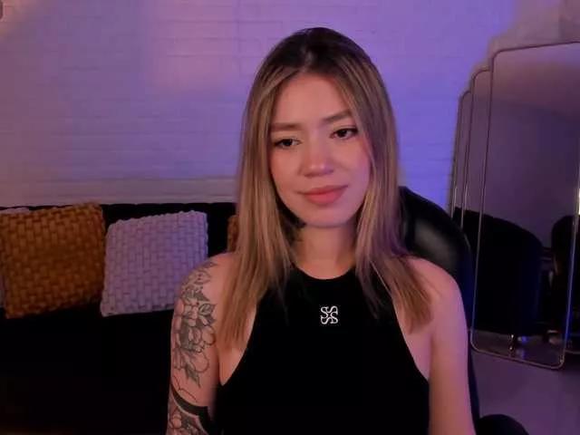 ViolettHansson from BongaCams is Freechat