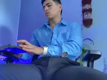 alanmill3r from Chaturbate