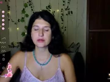 alianna_solo_kiss from Chaturbate