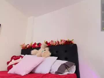 Naked Room amabella_w 