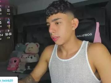 Naked Room andrew_twink18 