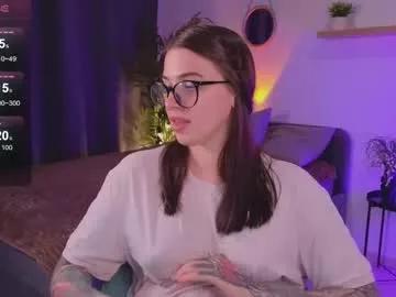 Naked Room arya_deepthroat_queen 