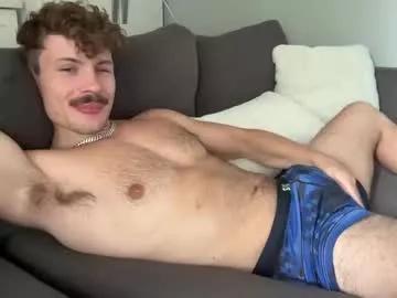 Naked Room chadtitan 