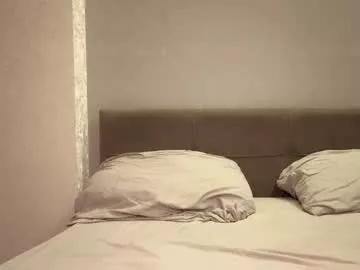 Naked Room cutieeeeva 