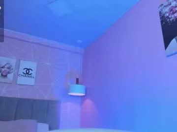 dolly_zoe from Chaturbate