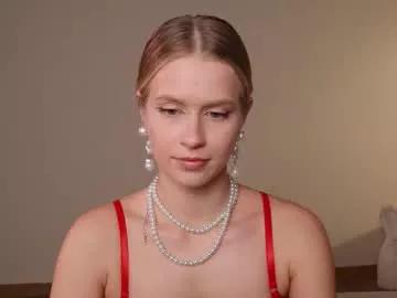 ella_twinkle from Chaturbate