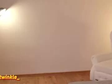 ella_twinkle from Chaturbate