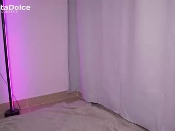 emely_dolce from Chaturbate