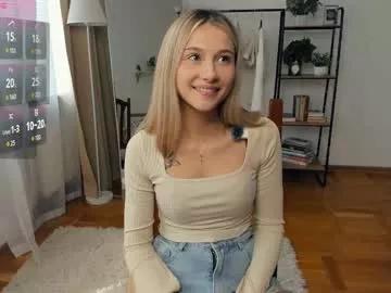 Naked Room glossybabe_ 