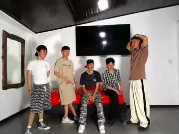Naked Room gnecos 