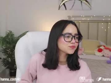 Naked Room hanna_costtello 