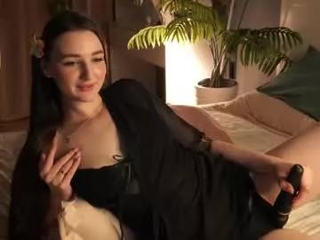 Naked Room huba_booba 