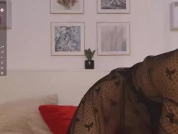 l1ttle_kiki from Chaturbate