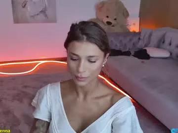 Naked Room lenna_godess 