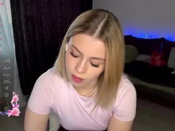 Naked Room lil_elisa 