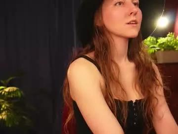 lynn_feline from Chaturbate is Freechat