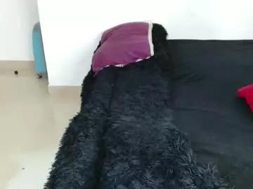 lynne_ from Chaturbate