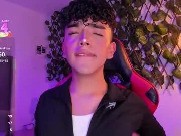 niick_twink from Chaturbate