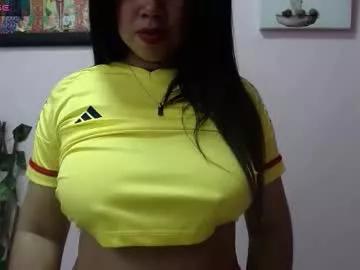 Naked Room pamela_claus 