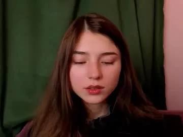 Naked Room pamilarakestraw 