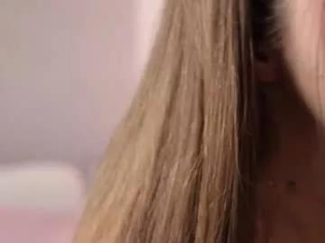 Naked Room pretty_princess_elina 