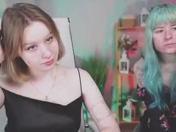 Naked Room red_queeen 