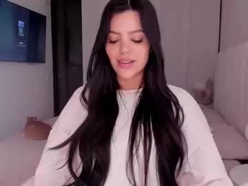 Naked Room salomee_11 
