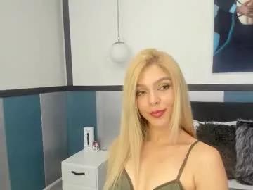 Naked Room sofiaa_morris 