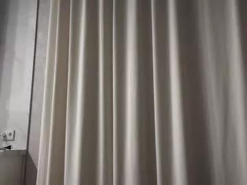 yana_squrel_22 from Chaturbate
