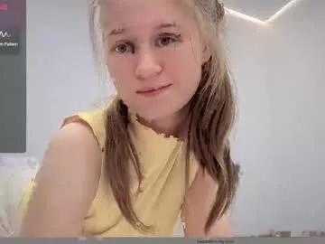yana_squrel_22 from Chaturbate is Freechat