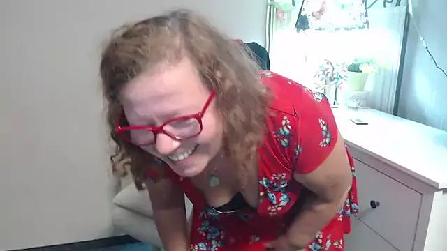 Adelewildx from StripChat