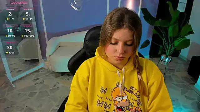 alaia_greyy from StripChat