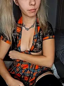 Naked Room allinqueen 